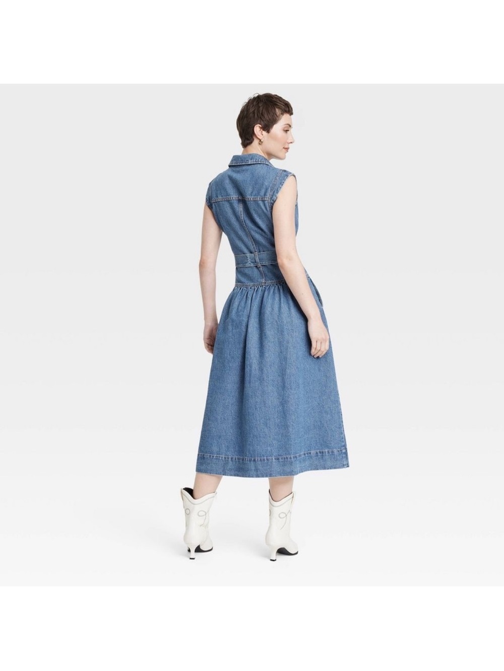 Universal Thread Sleeveless Collared Denim Midi Dress in Blue